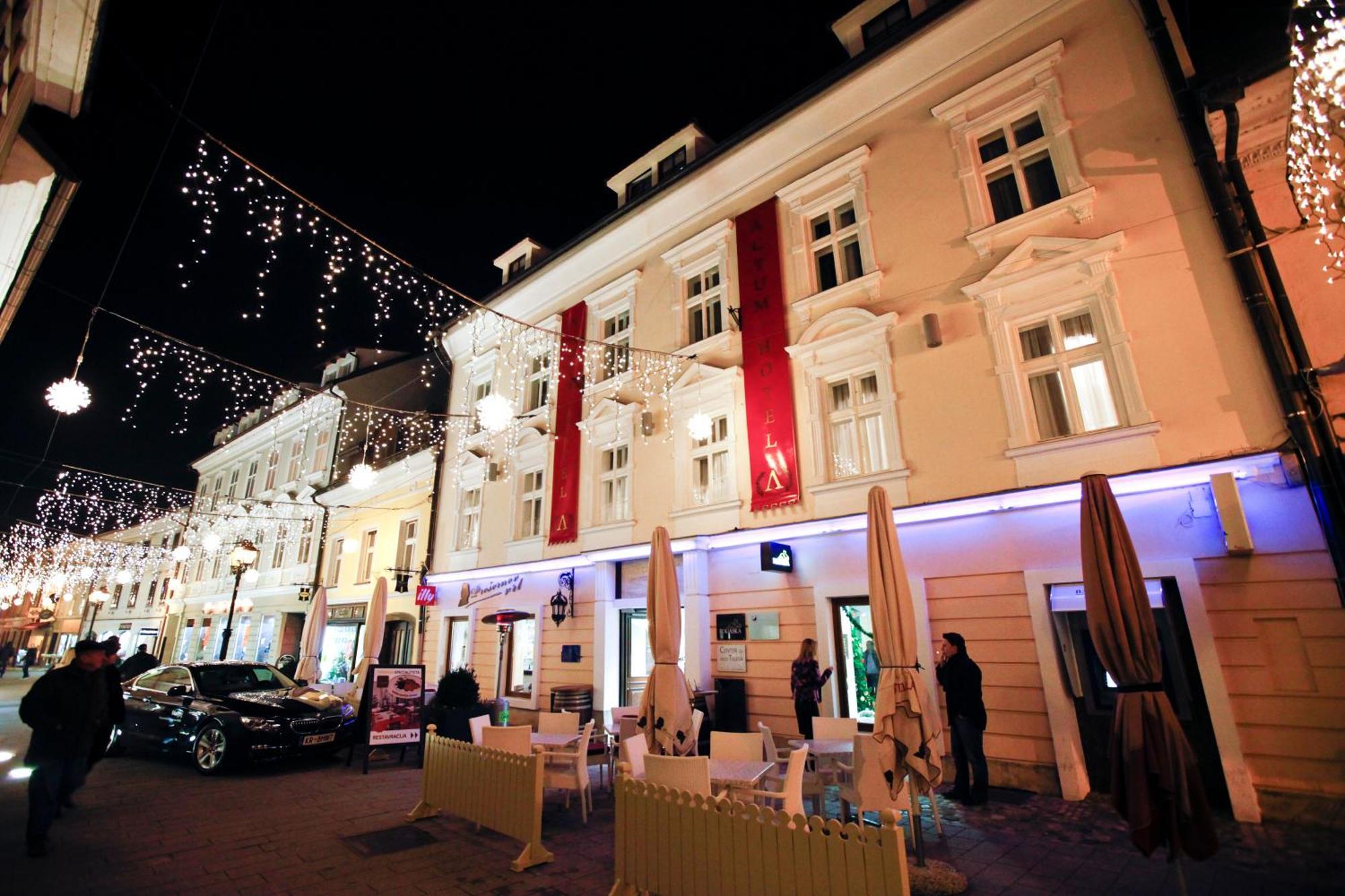 Hotel Actum Kranj Exterior photo