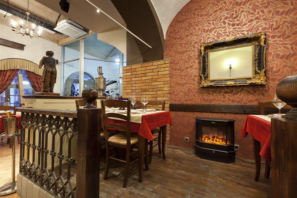 Hotel Actum Kranj Exterior photo