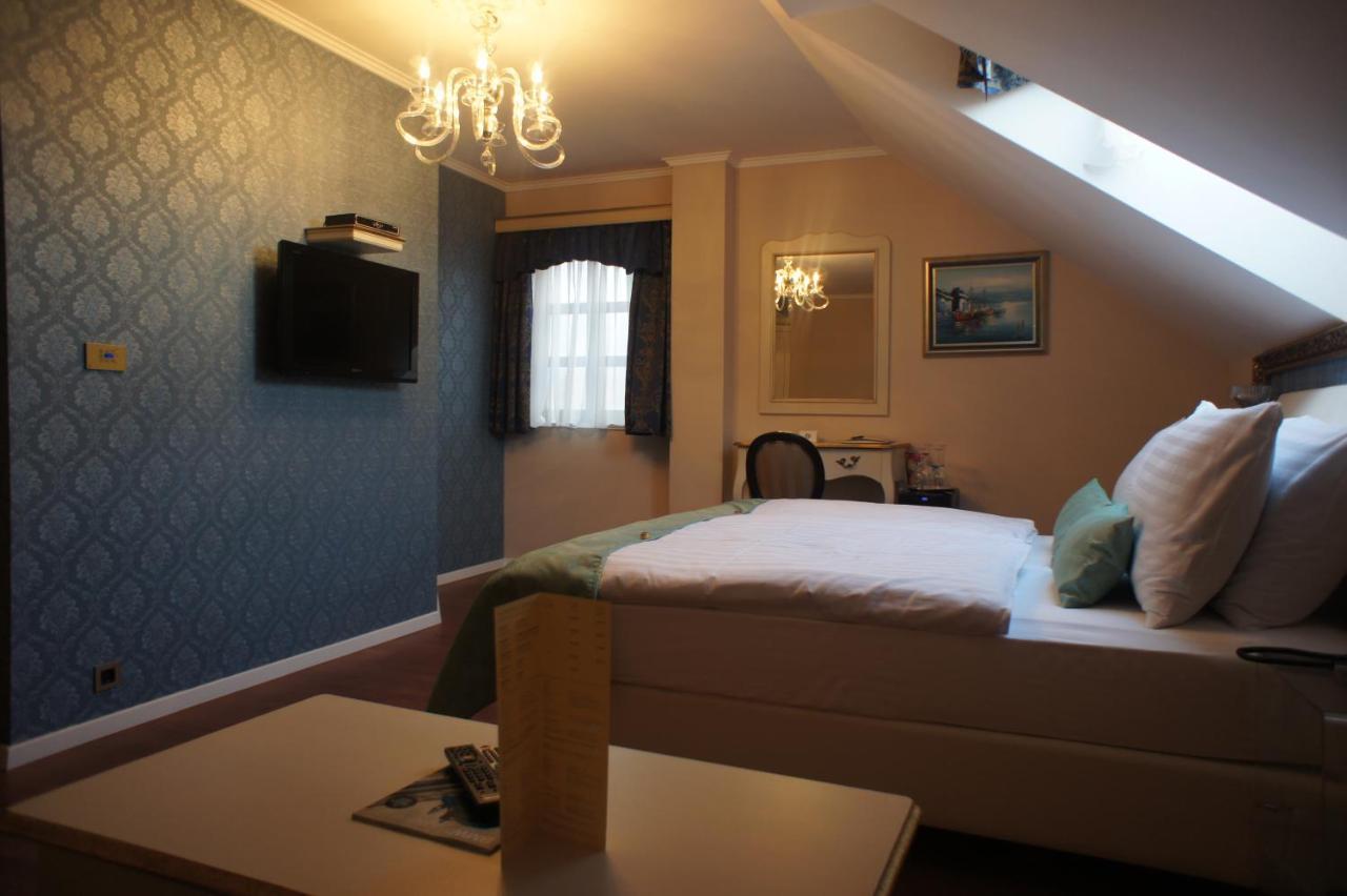 Hotel Actum Kranj Exterior photo